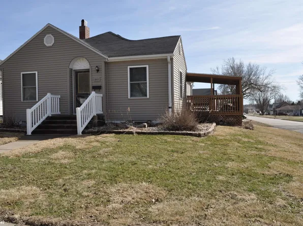 641 W 14th St, Carroll, IA 51401