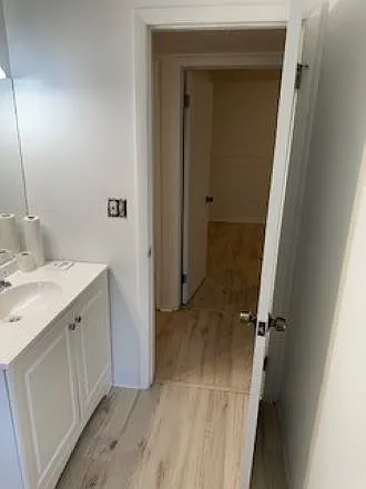 Bathroom_1
