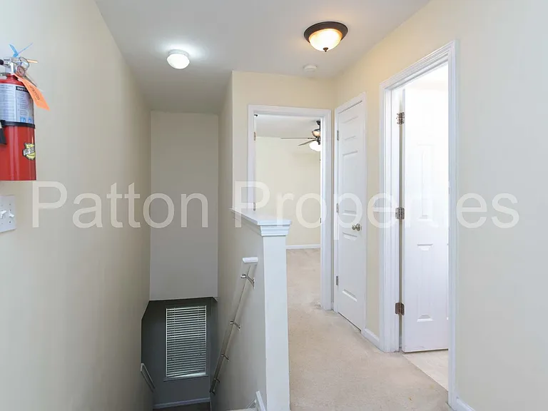429 S Pickens St — Photo 16