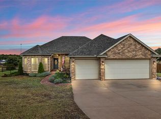 11456 Coyote Run, Guthrie, OK 73044