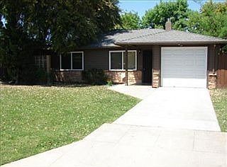 2nd image of 1315 E Sussex Way