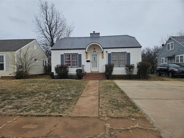 808 N 11th St, Frederick, OK 73542