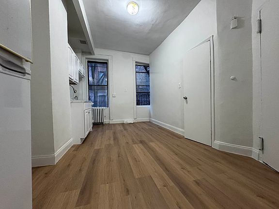 4th image of 1490 1st Ave APT 2A