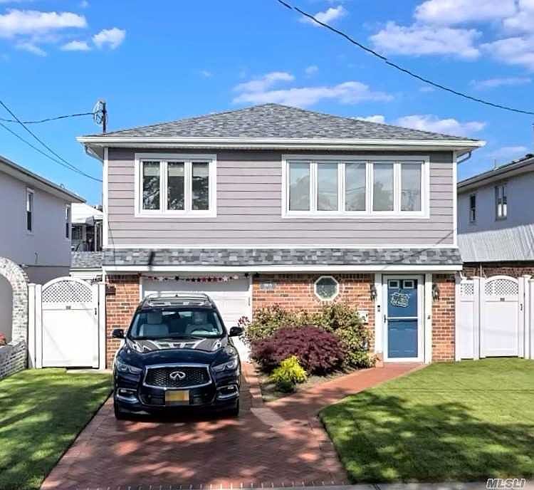 1st image of 164-15 87th St