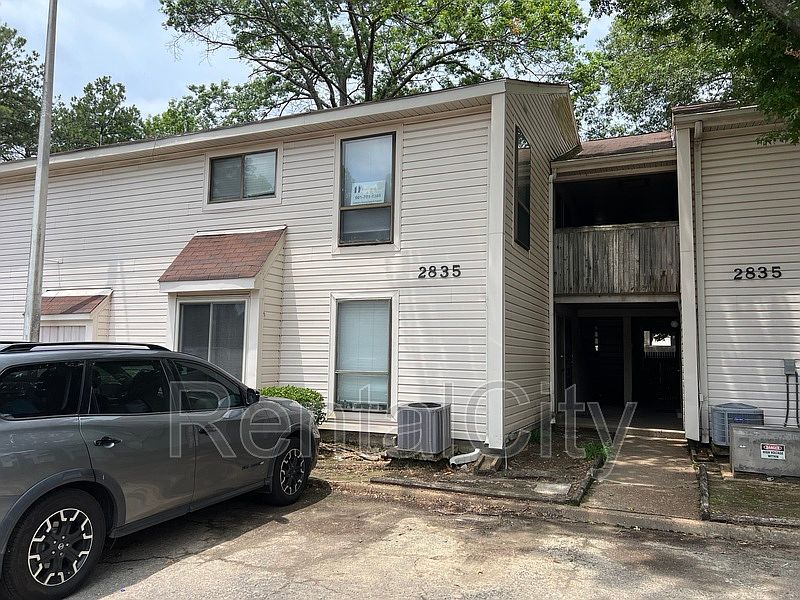 1st image of 2835 Los Gatos Ct APT 4
