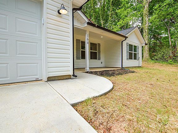 4th image of 164 Hillndale Ln