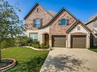 4701 Crimson Bluffs Way, Roanoke, TX 76262