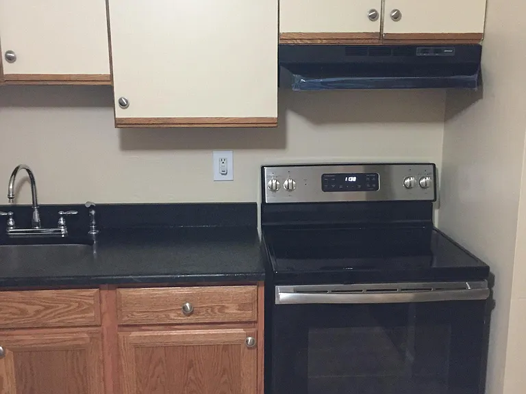 B23 Avon Dr — Photo 8