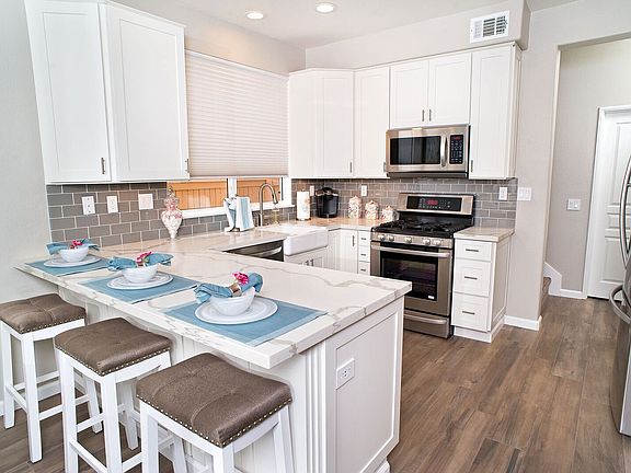3rd image of 30348 Cedar Oak Ln