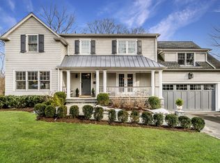 7 Stoneycrest Rd, Rye, NY 10580