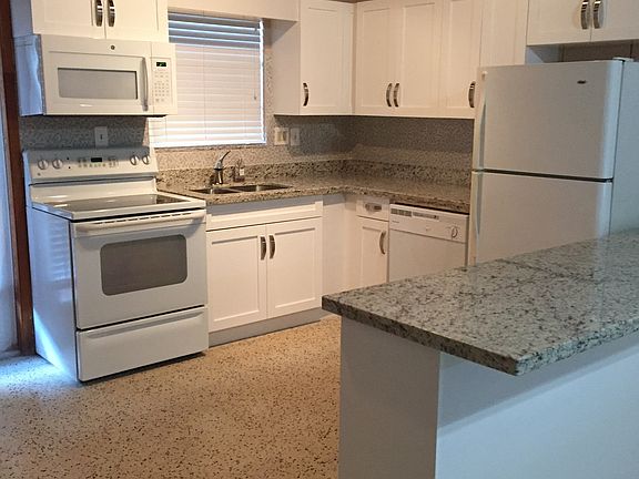 4th image of 1409 NE 17th St #1