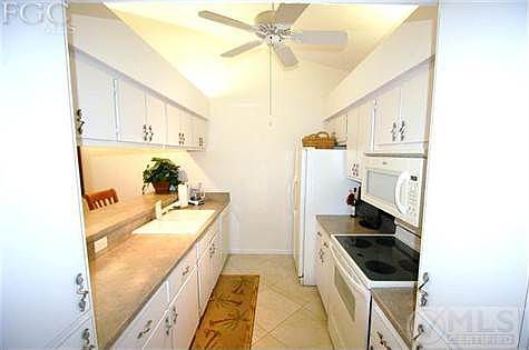 3rd image of 7533 Captains Harbor Dr APT 901