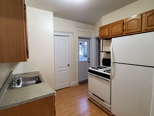 Rented by Bold New York | media 3