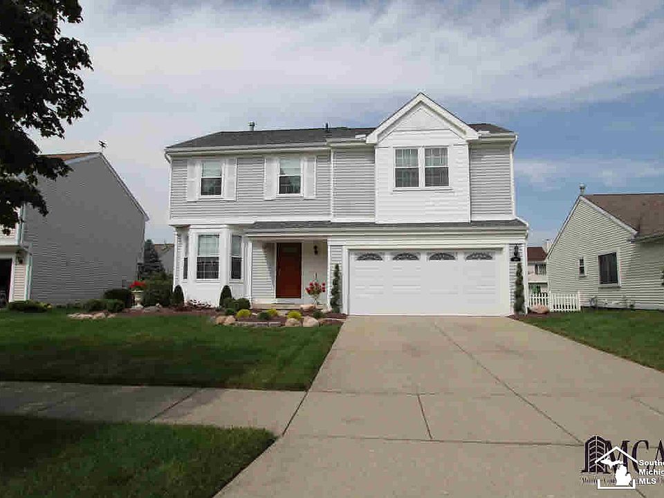 1st image of 480 Waterbury Ct
