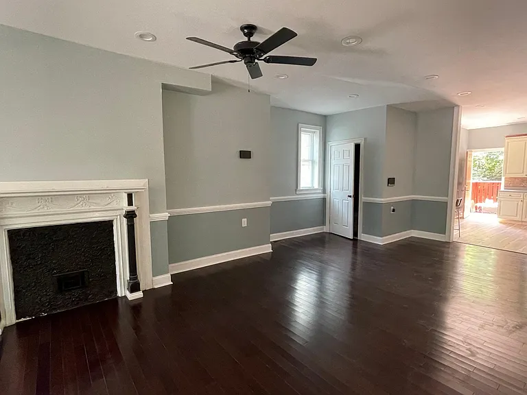 4210 Otter St — Photo 6