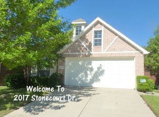 2017 Stonecourt Dr, Bedford, TX 76021