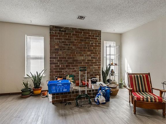 4th image of 1004 N 5th St #1006