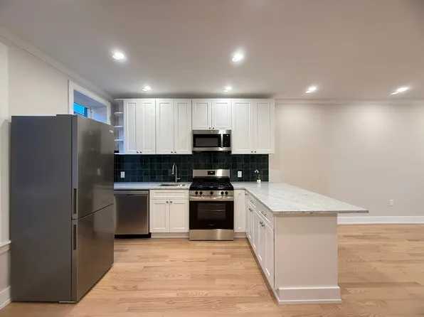 132 East 28th Street image 10 of 35