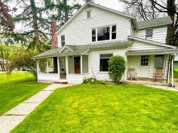 2221 Vestal Rd, Vestal, NY 13850