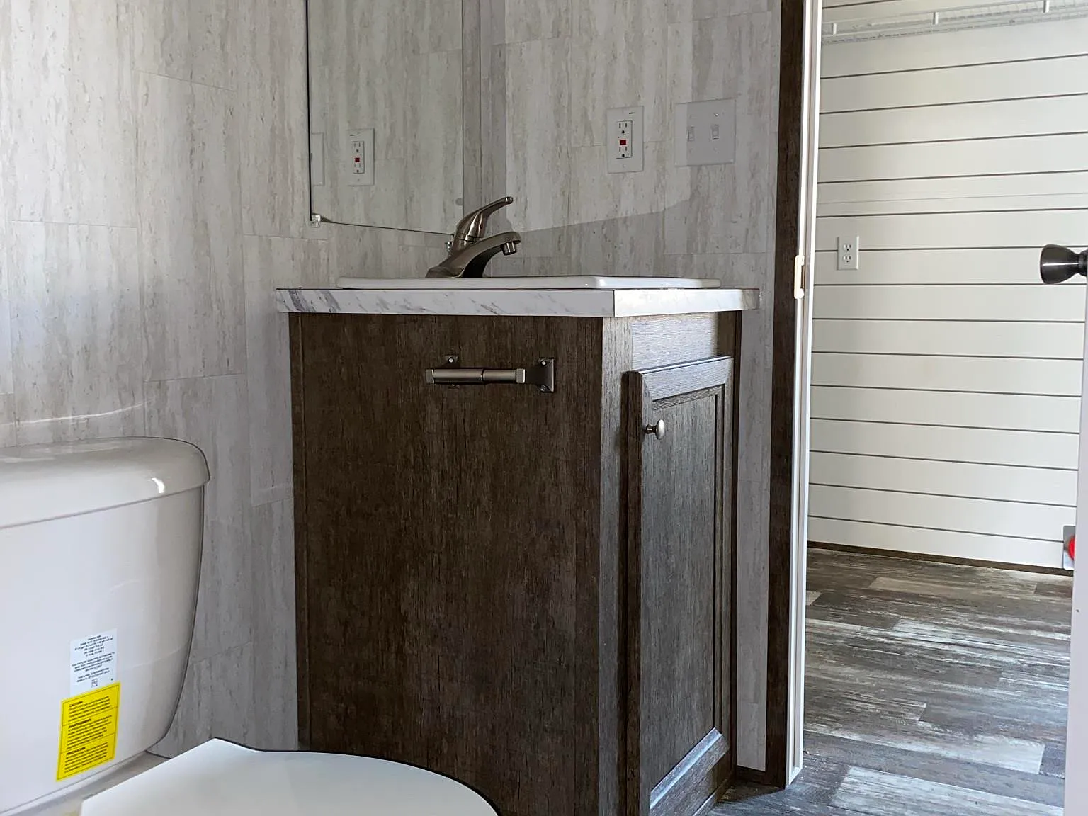 1 bed, $699 — Photo 4