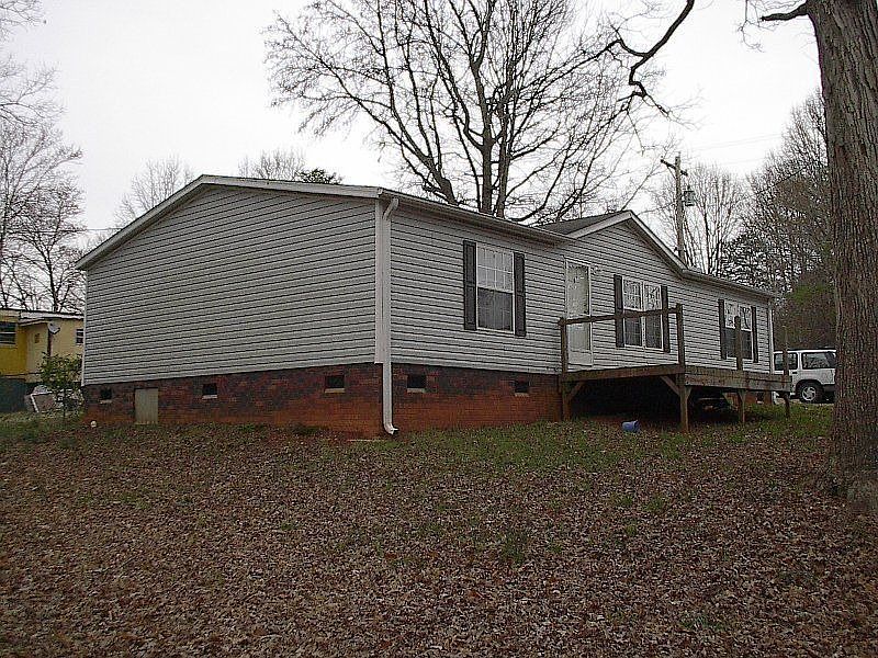 2nd image of 5021 Ridgecrest Rd