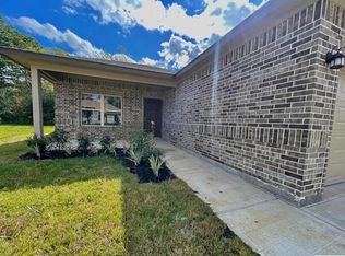 302 Santa Maria, Bay City, TX 77414