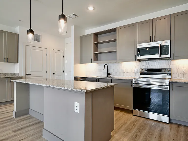 202 Oak Creek Way #4132 — Photo 3