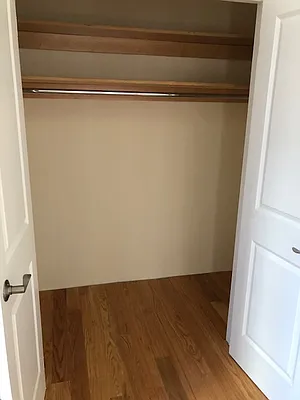 Rented by Real Estate Investors Group LLC | media 10