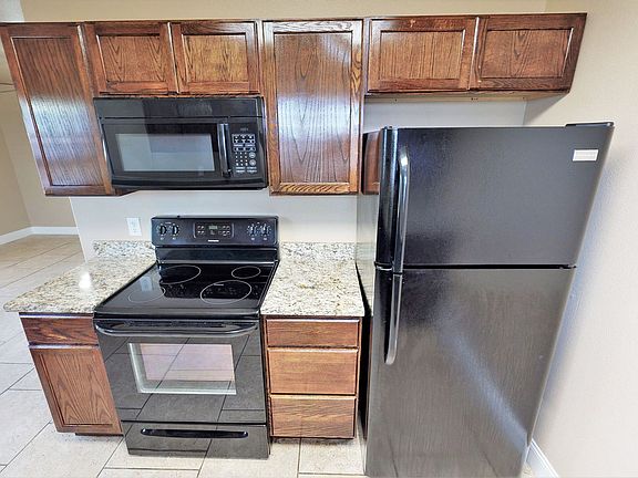 5th image of 804-938 Meadowlands Dr #934
