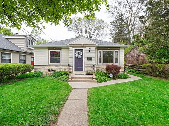 5th image of 5728 N Sunset Ln