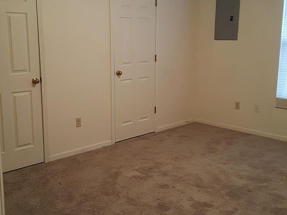 4th image of 3580 Prescott Dr