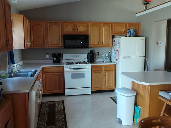 Kitchen 10 x 12