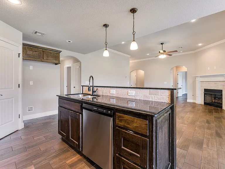4204 SW Limestone Ave — Photo 8