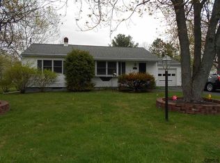 19 Hoefer St, Latham, NY 12110