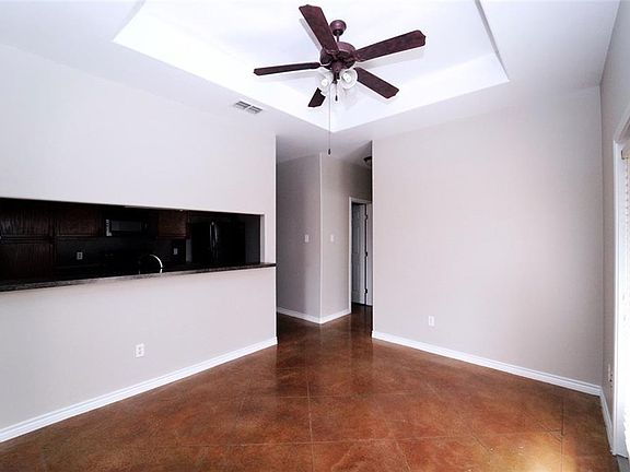 4th image of 6633 Rhine Dr