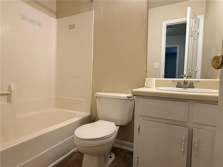 728 Burnt Creek Dr NW #B — Photo 13