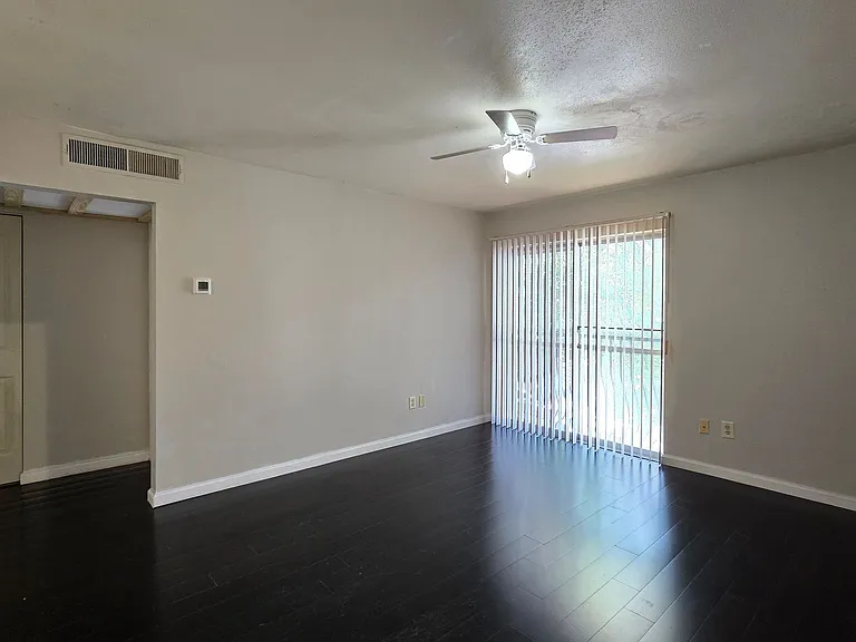 1700 SW 16th Ct #A23 — Photo 2