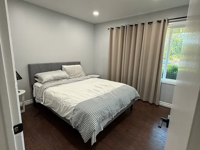 20417 Lassen St — Photo 11