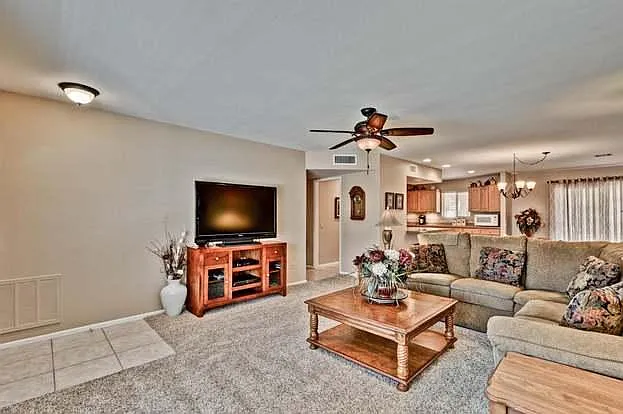 13211 W Jadestone Dr — Photo 2
