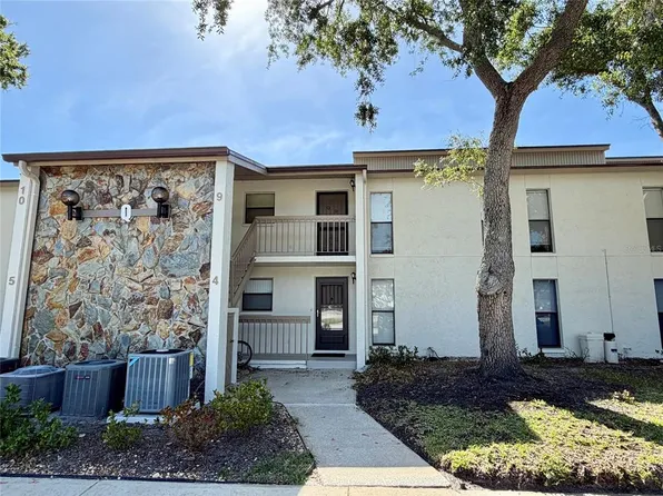 1200 Tarpon Woods Blvd APT Q4, Palm Harbor, FL 34685