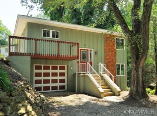 22 Tanglewood Dr, Asheville, NC 28806