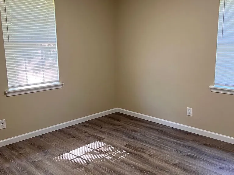 420 Short St — Photo 10