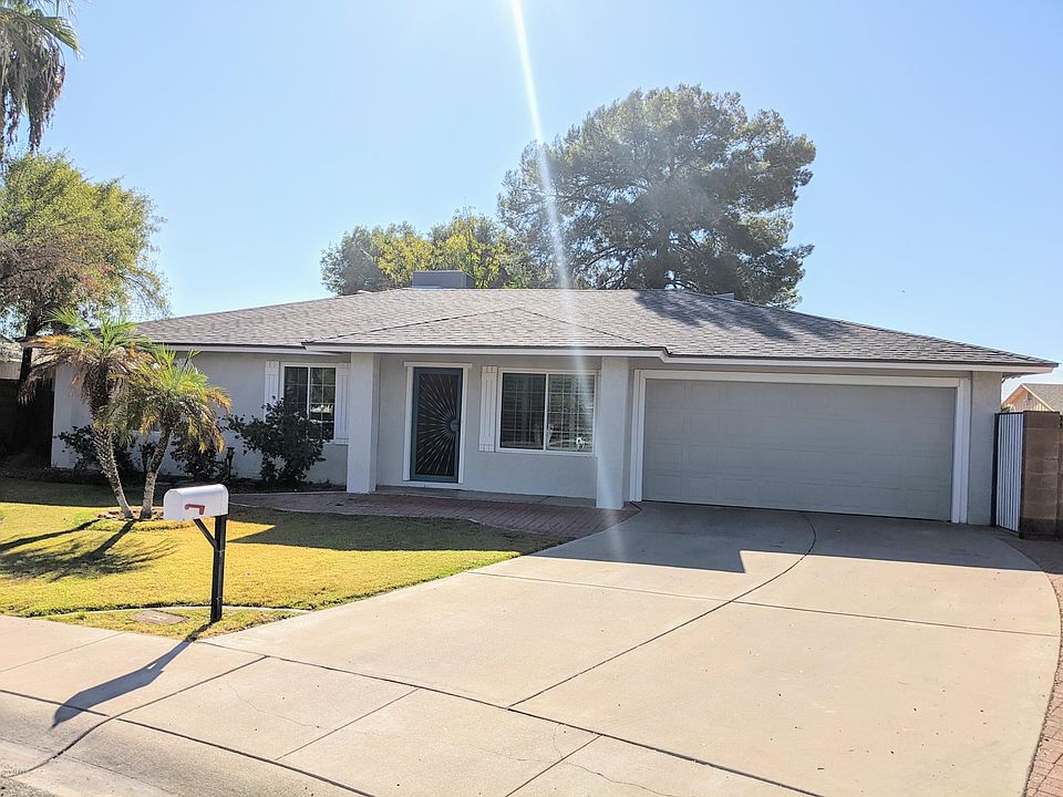1st image of 10427 S 44th Pl