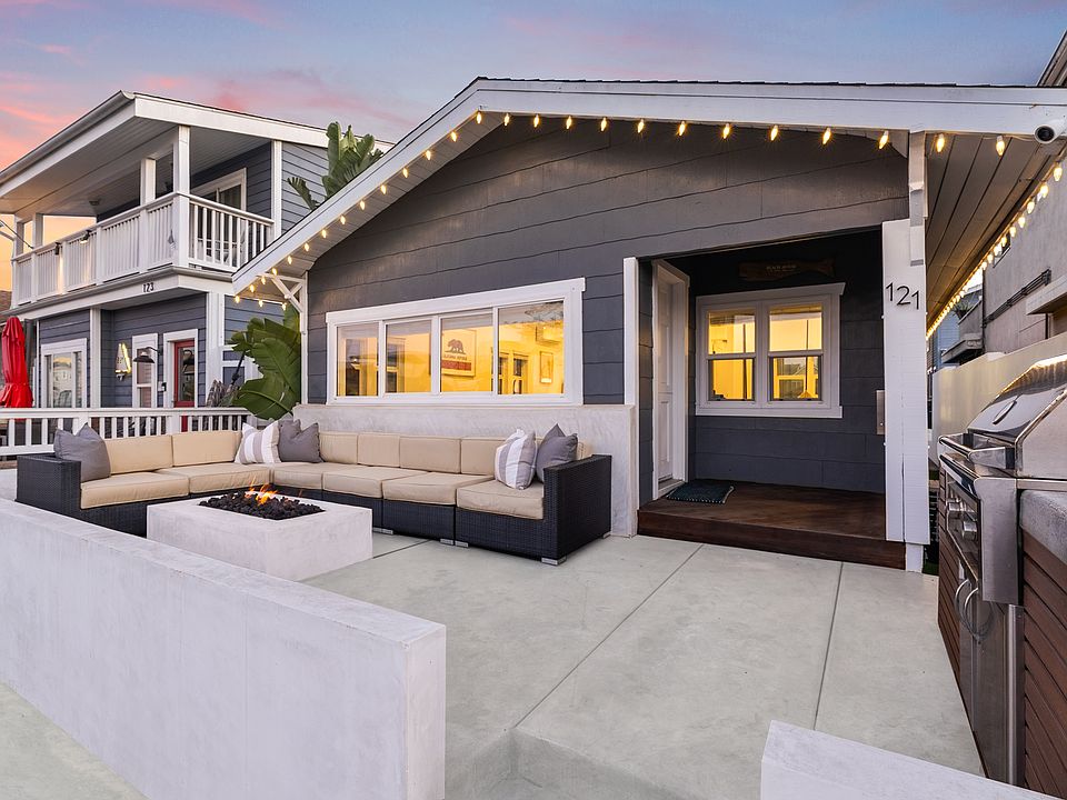 1st image of 121 E Balboa Blvd