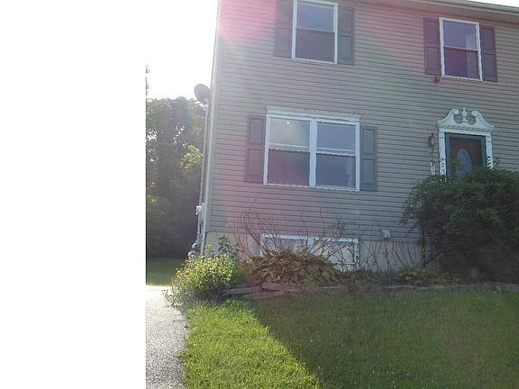 2nd image of 316 Keene Ln