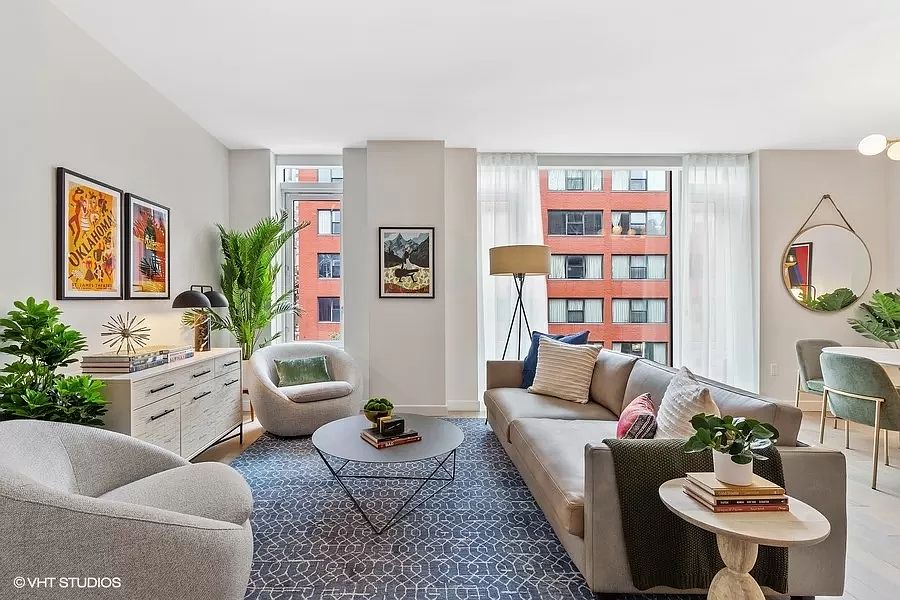 1st image of 505-513 W 43rd St #5A