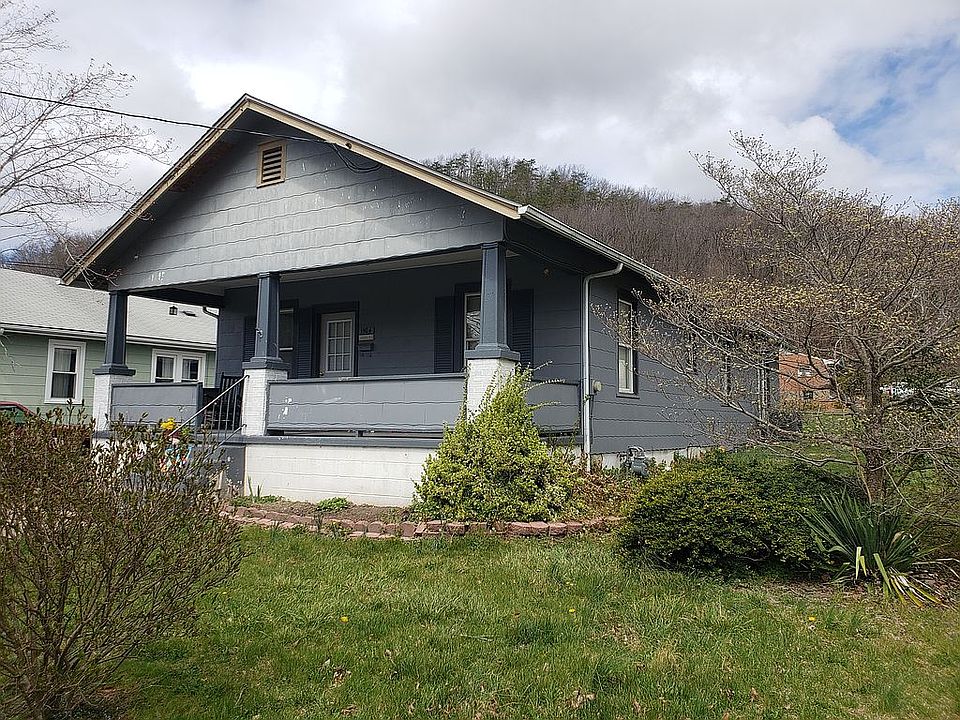 2nd image of 1504 W Jackson St