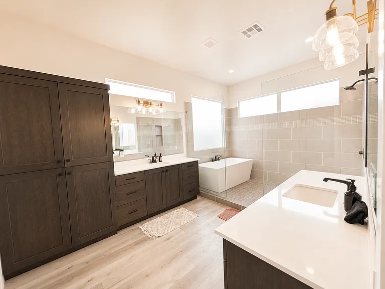 253 S 660 W — Photo 19