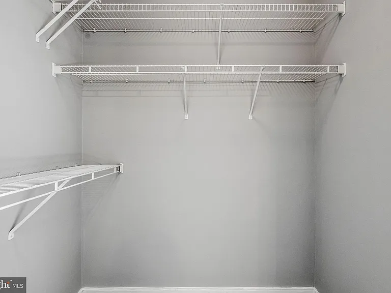 1625 International Dr #321 — Photo 17