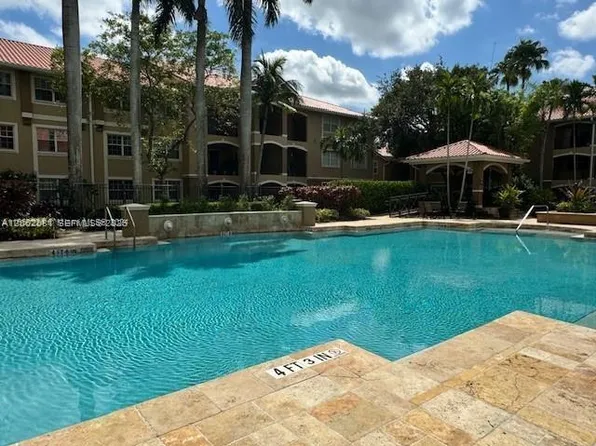 11601 SW 2nd St, Hollywood, FL